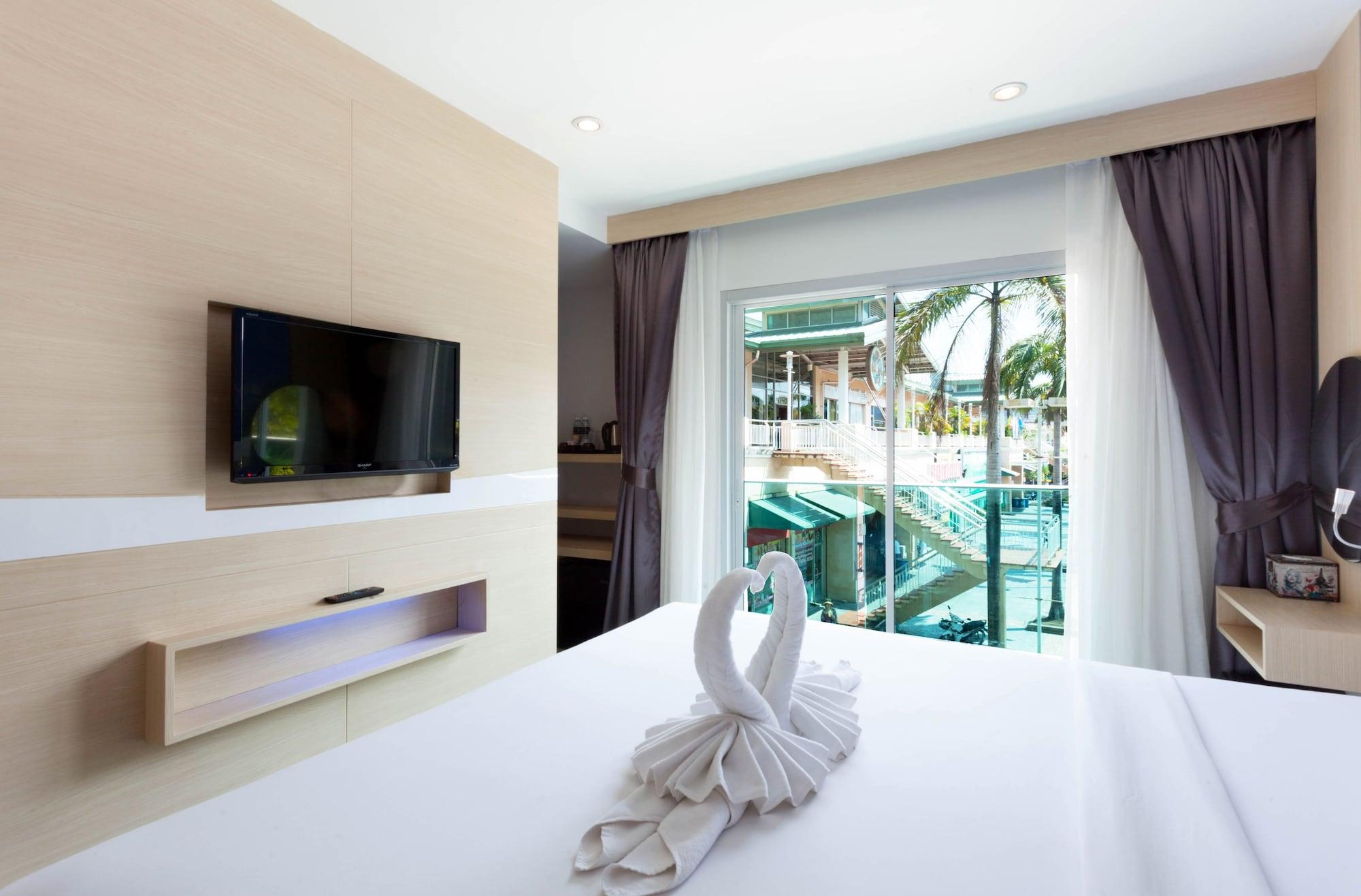 The Aim Patong Hotel Esterno foto